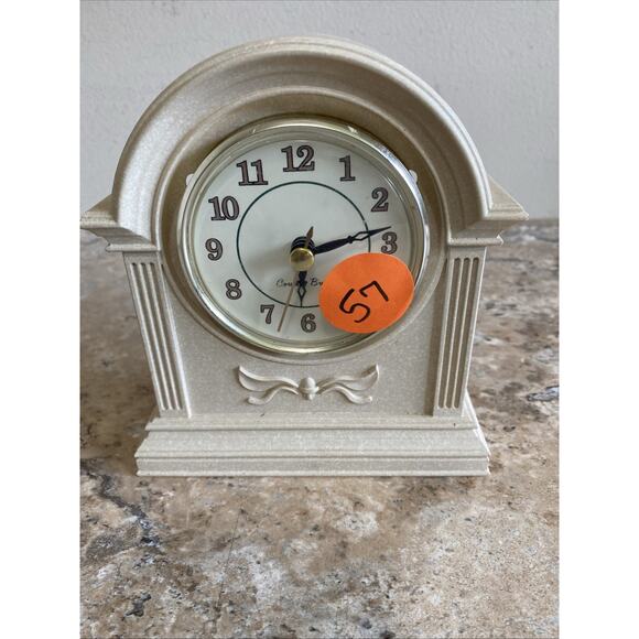 Ingraham Ivory Mantel Desk Clock 6"x5" Art Deco Style Vintage WORKS - Picture 9 of 9